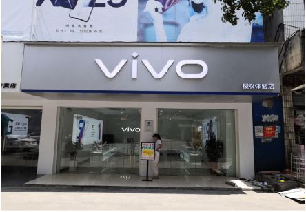 南华}做一个门店面广告招牌需要多少钱？